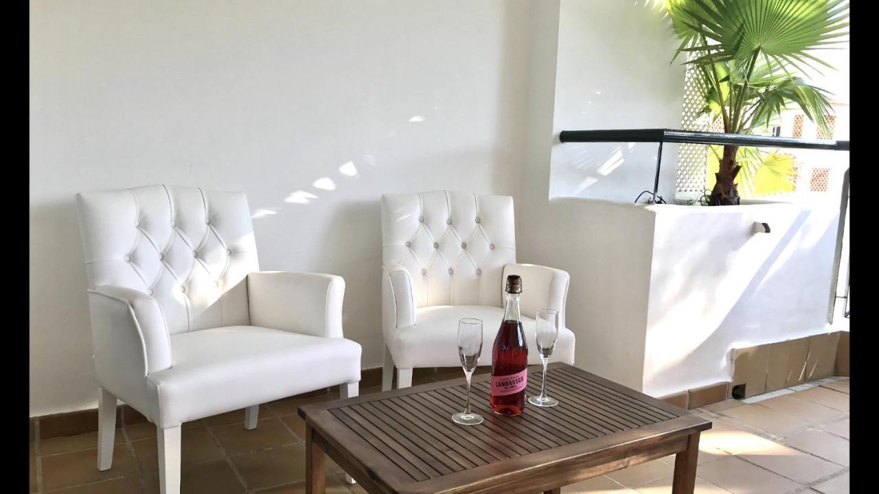 Mi Capricho 3-5 Beachfront- Apartment With Sea Views In Costa Del Sol Sitio de Calahonda Exterior foto